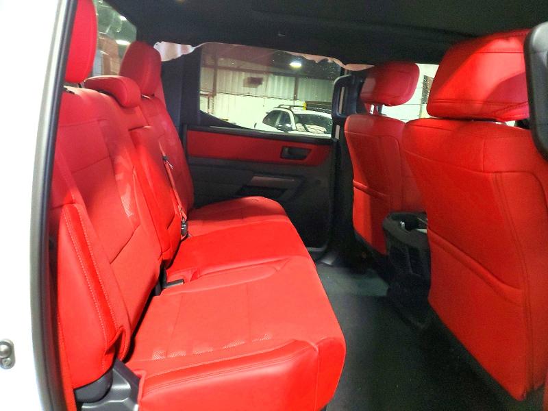 52538926 :رقم المزاد ، 5TFPC5DB1SX113660 vin ، 2025 Toyota Tundra مزاد بيع
