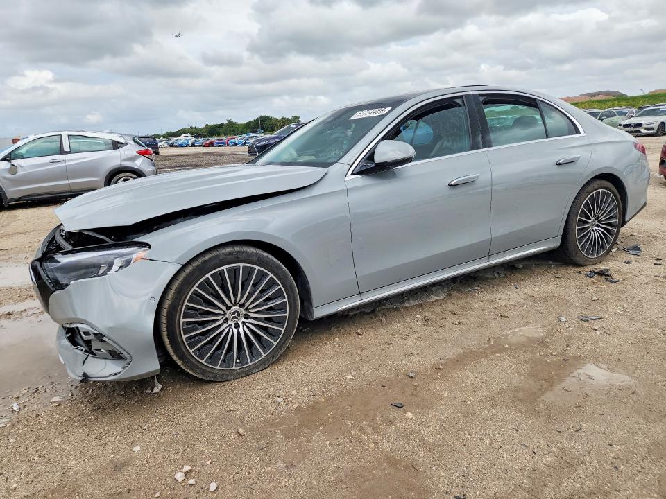 Auction sale of the 2025 Mercedes-benz E, vin: W1KLF4GBXSA135659, lot number: 51754456
