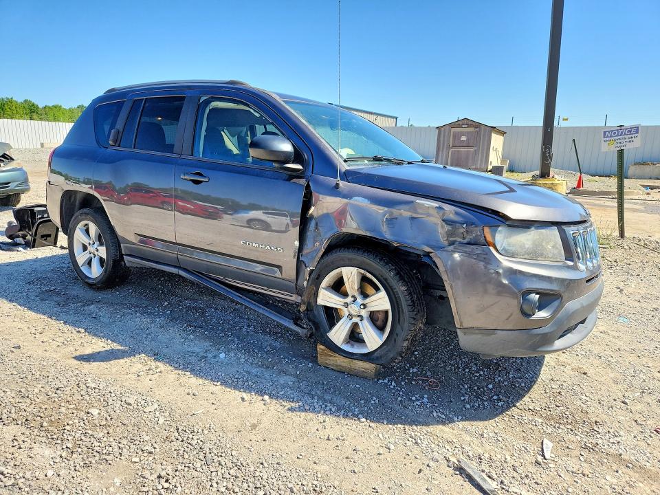 Продаж на аукціоні авто 2016 Jeep Compass, vin: 1C4NJCBB4GD526511, номер лоту: 53000806