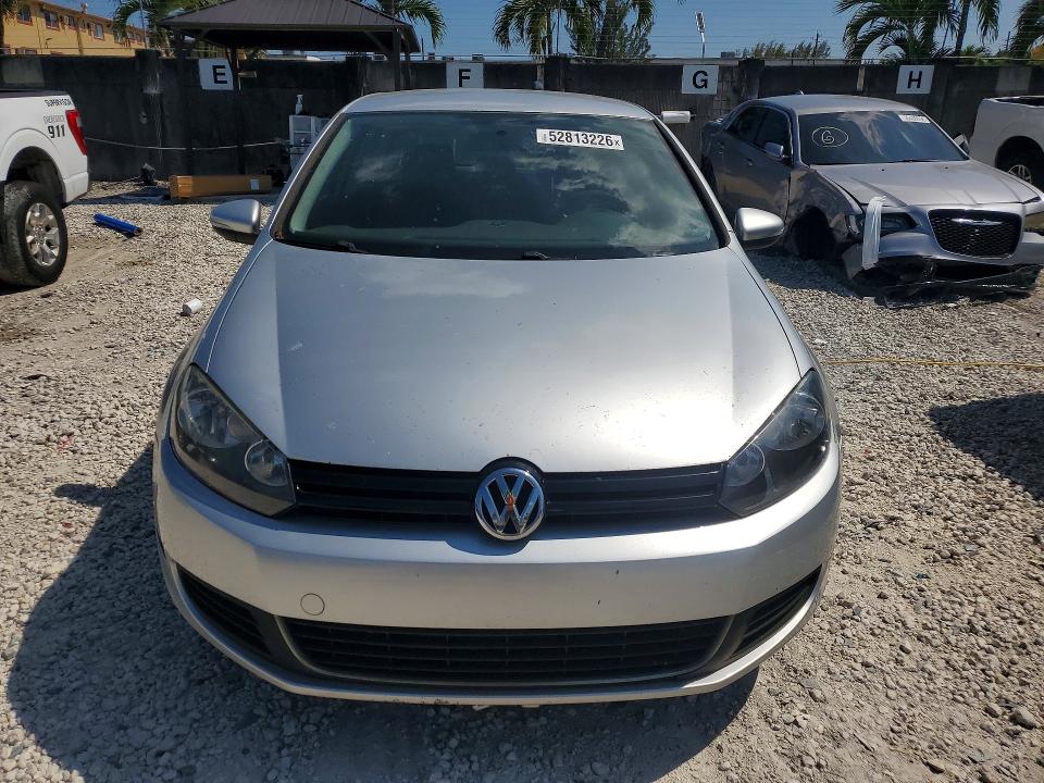 52813226 :رقم المزاد ، WVWBB7AJXCW139167 vin ، 2012 Volkswagen Golf مزاد بيع