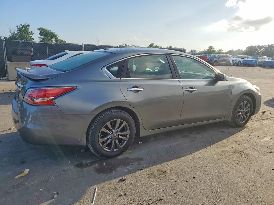 2015 Nissan Altima მანქანა იყიდება აუქციონზე, vin: 1N4AL3AP3FC456385, აუქციონის ნომერი: 54351516