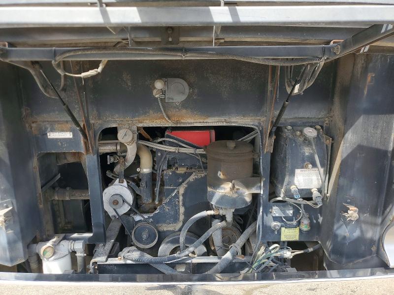 2003 Fleetwood Rv Recreational Vehicle (rv) მანქანა იყიდება აუქციონზე, vin: 4VZAT34903C043972, აუქციონის ნომერი: 53141186