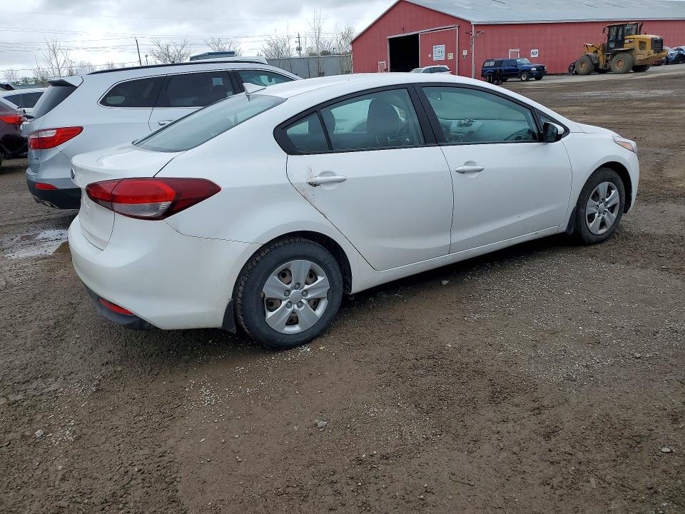 53424716 :رقم المزاد ، 3KPFK4A73HE006921 vin ، 2017 Kia Forte مزاد بيع