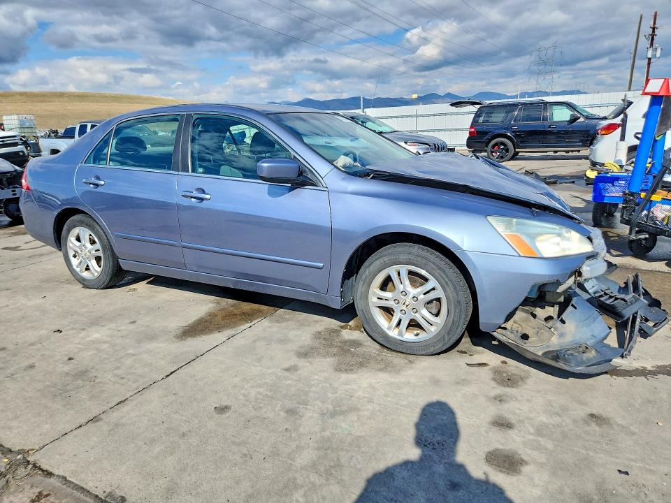 52078756 :رقم المزاد ، 1HGCM56337A124978 vin ، 2007 Honda Accord مزاد بيع