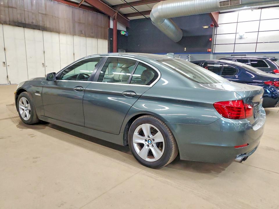 2013 Bmw 528 მანქანა იყიდება აუქციონზე, vin: WBAXH5C56DDW13831, აუქციონის ნომერი: 52071846