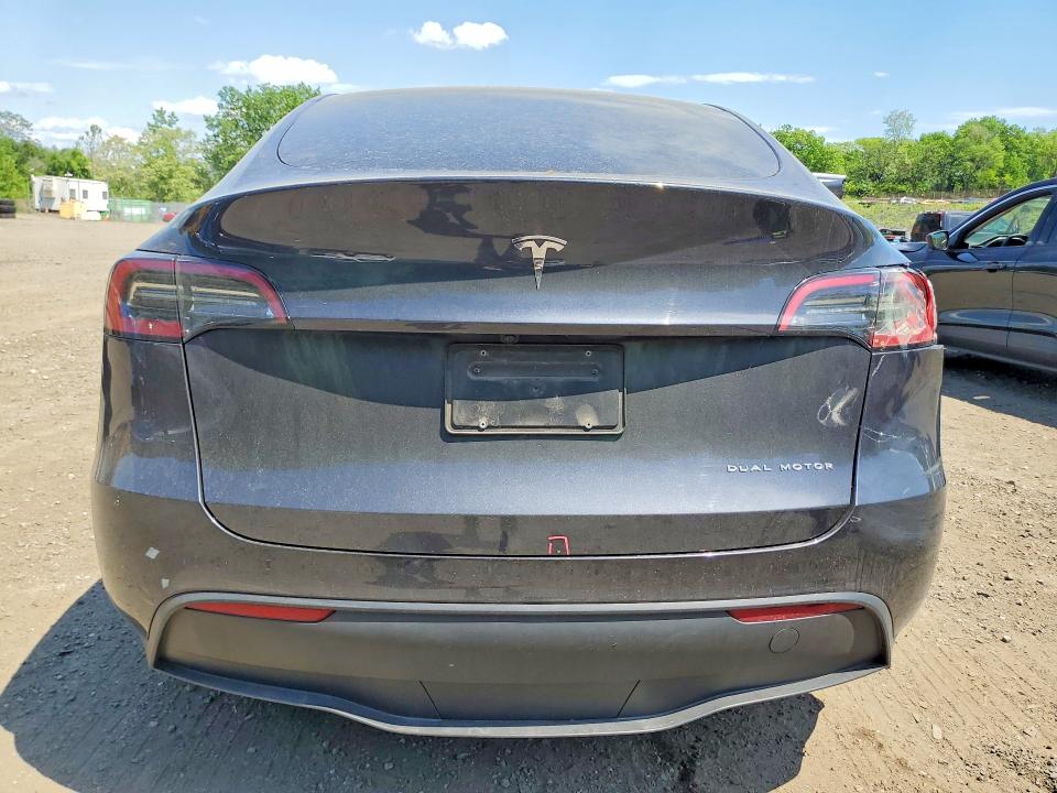 2024 Tesla Model Y მანქანა იყიდება აუქციონზე, vin: 7SAYGDEE2RA272591, აუქციონის ნომერი: 54456356