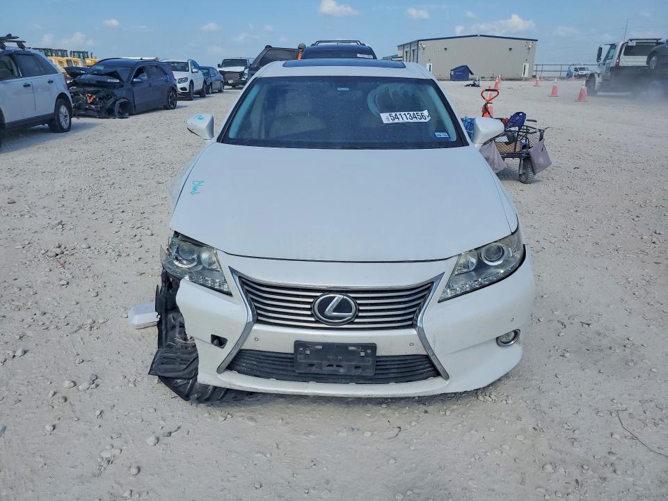 54113456 :رقم المزاد ، JTHBK1GG4F2173592 vin ، 2015 Lexus Es مزاد بيع