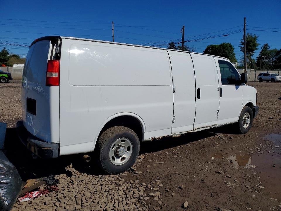 53301376 :رقم المزاد ، 1GCZGUBAXE1131728 vin ، 2014 Chevrolet Express G3500 مزاد بيع