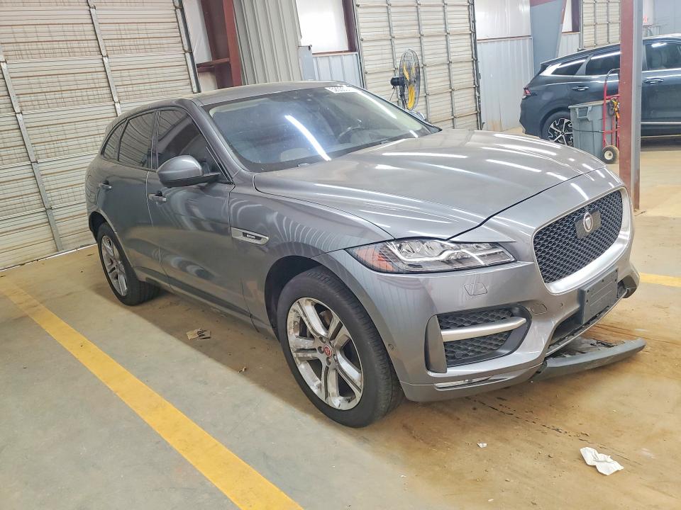 Продажа на аукционе авто 2017 Jaguar F-pace, vin: SADCL2BV4HA076582, номер лота: 52035356