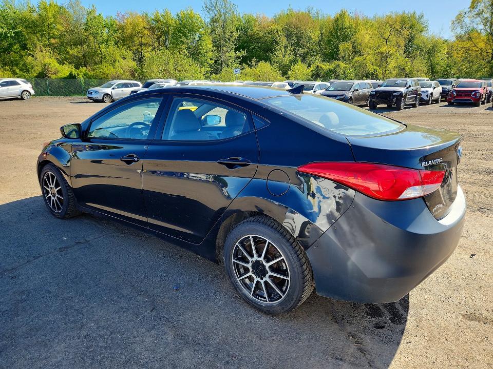 2013 Hyundai Elantra მანქანა იყიდება აუქციონზე, vin: 5NPDH4AE2DH217117, აუქციონის ნომერი: 53585386