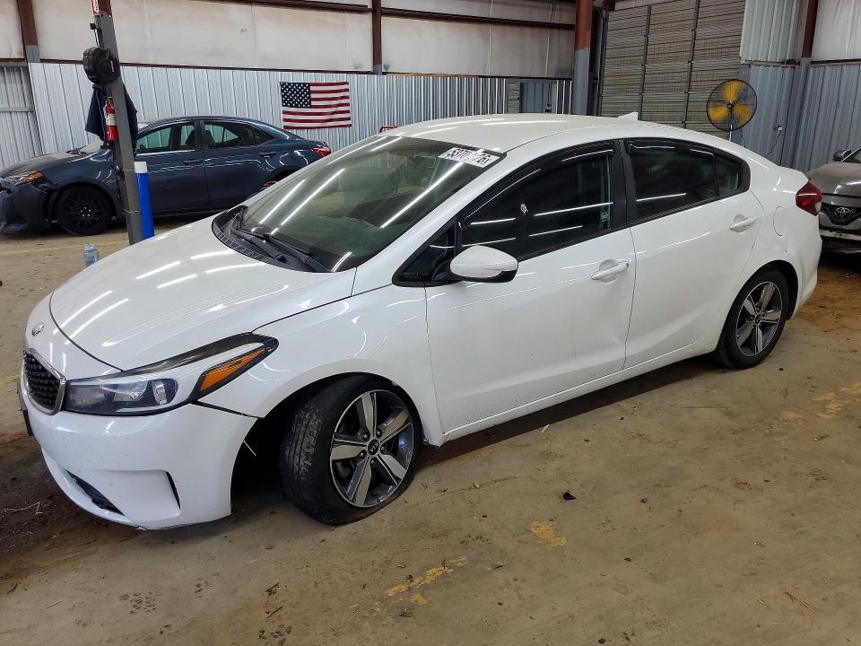 53708826 :رقم المزاد ، 3KPFL4A76JE219249 vin ، 2018 Kia Forte مزاد بيع