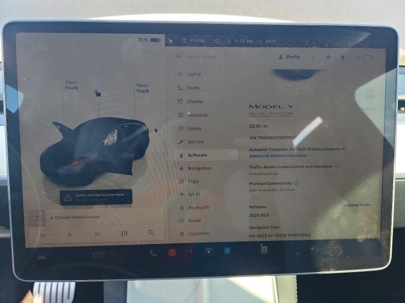 2024 Tesla Model Y მანქანა იყიდება აუქციონზე, vin: 7SAYGDEF5RF061364, აუქციონის ნომერი: 53278326