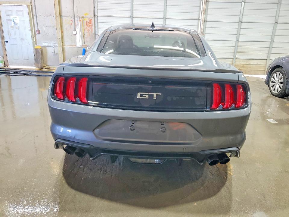 53035236 :رقم المزاد ، 1FA6P8CF1M5151514 vin ، 2021 Ford Mustang مزاد بيع