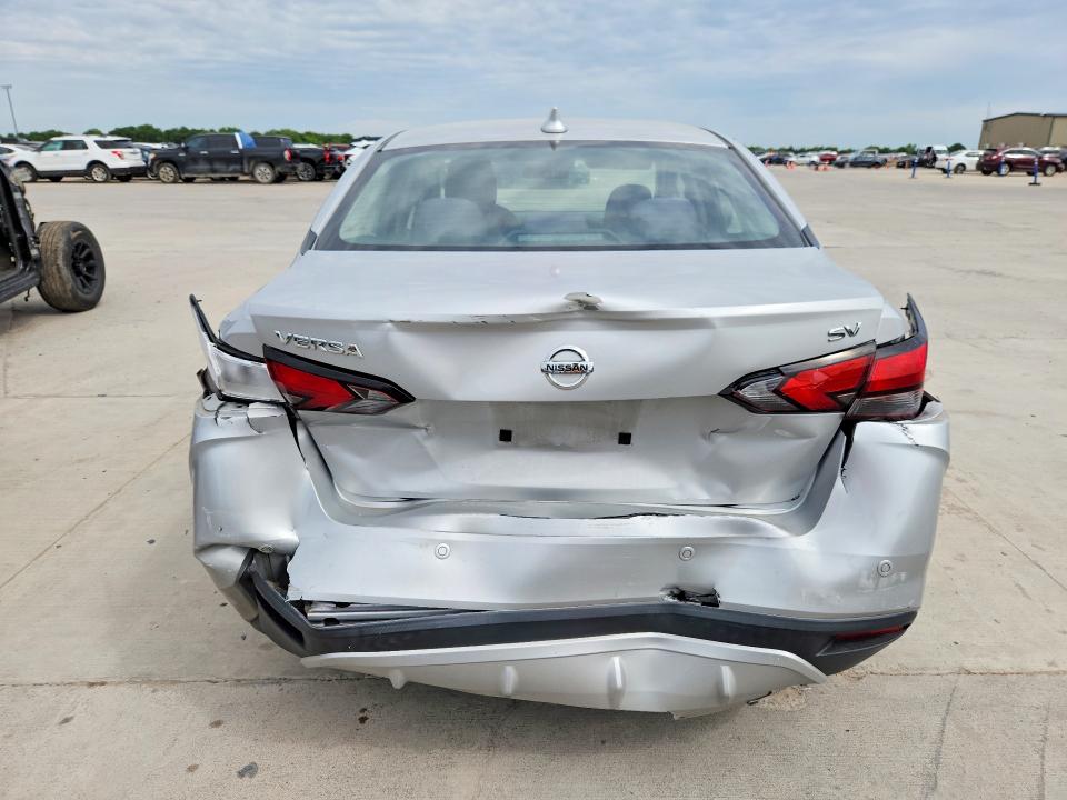 53801016 :رقم المزاد ، 3N1CN8EV8ML828505 vin ، 2021 Nissan Versa مزاد بيع