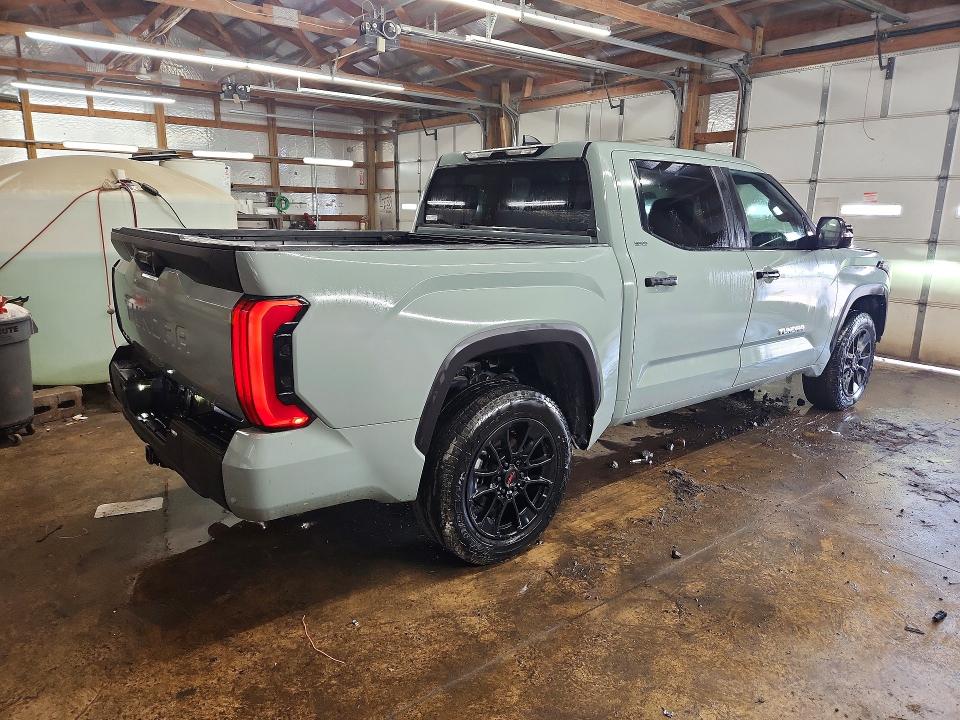 Продажа на аукционе авто 2025 Toyota Tundra, vin: 5TFLA5DB5SX295349, номер лота: 52515096