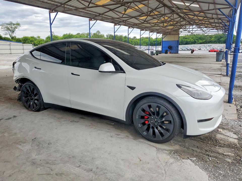 54616646 :رقم المزاد ، 7SAYGDEF6NF441968 vin ، 2022 Tesla Model Y مزاد بيع
