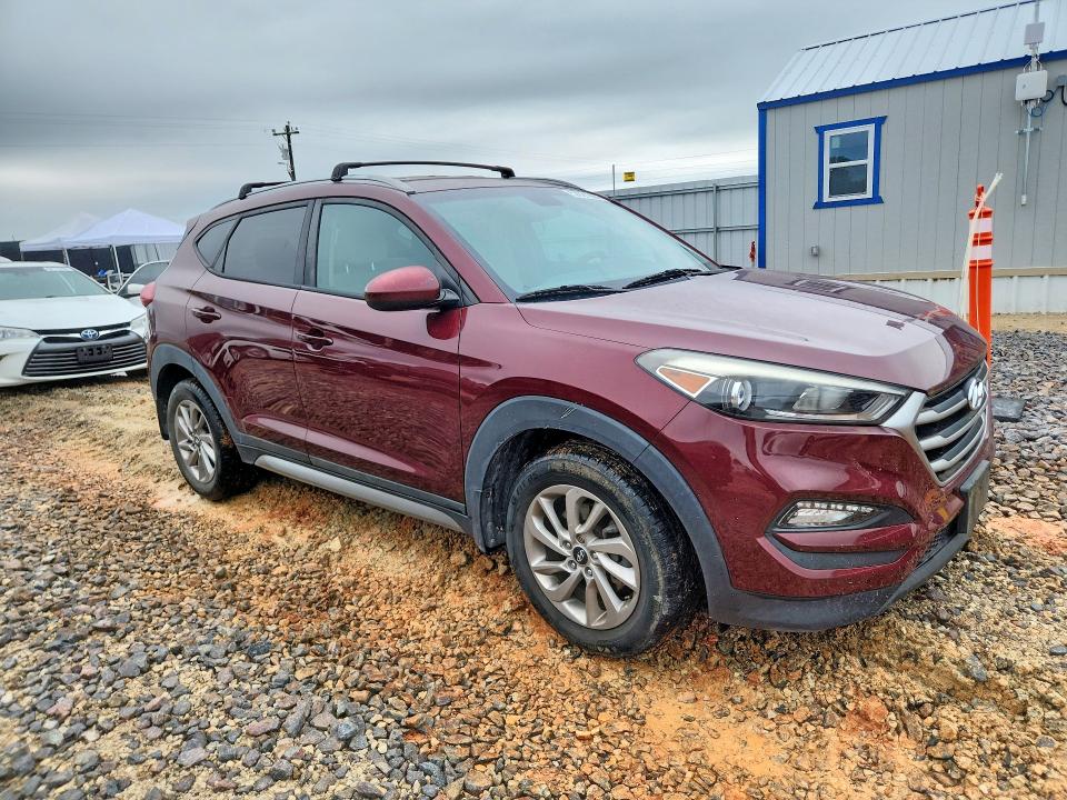 2017 Hyundai Tucson მანქანა იყიდება აუქციონზე, vin: KM8J3CA47HU386074, აუქციონის ნომერი: 53921666
