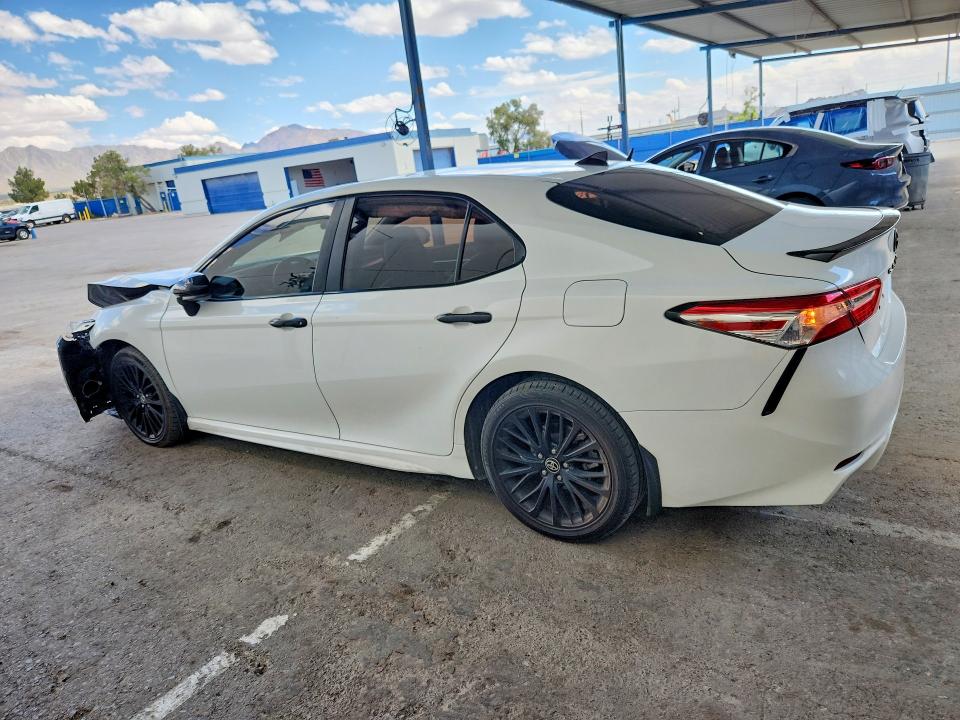 54702506 :رقم المزاد ، 4T1G11AK2LU397124 vin ، 2020 Toyota Camry مزاد بيع