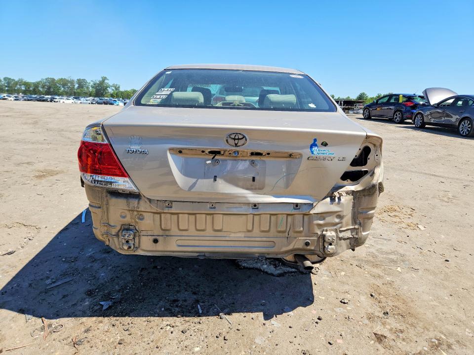 55301566 :رقم المزاد ، 4T1BE32K66U675830 vin ، 2006 Toyota Camry مزاد بيع
