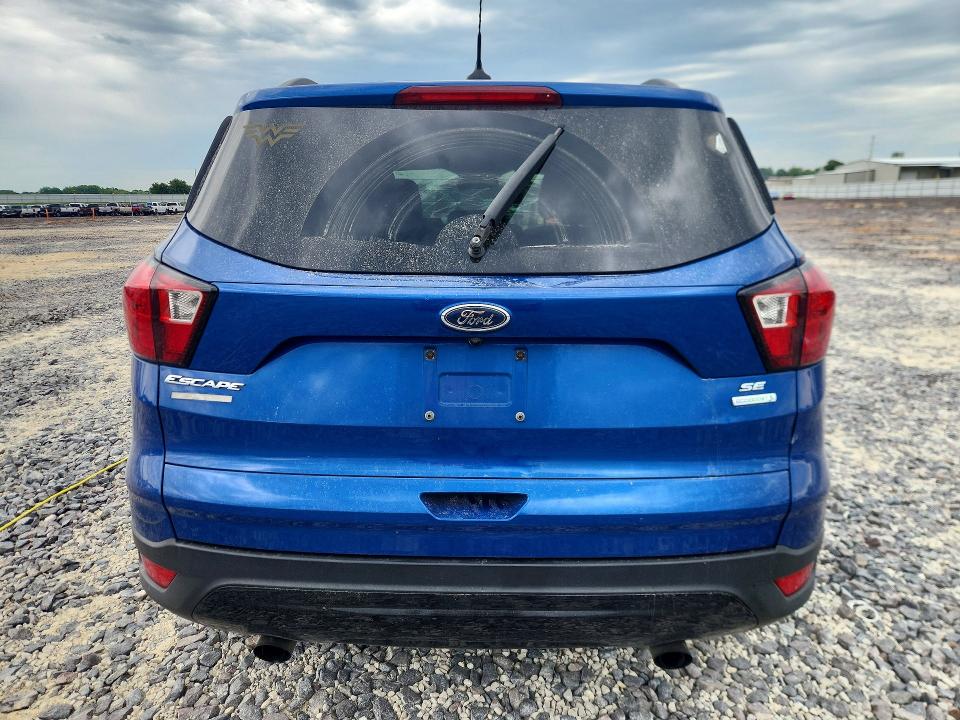 54003456 :رقم المزاد ، 1FMCU0GD2KUA07601 vin ، 2019 Ford Escape مزاد بيع