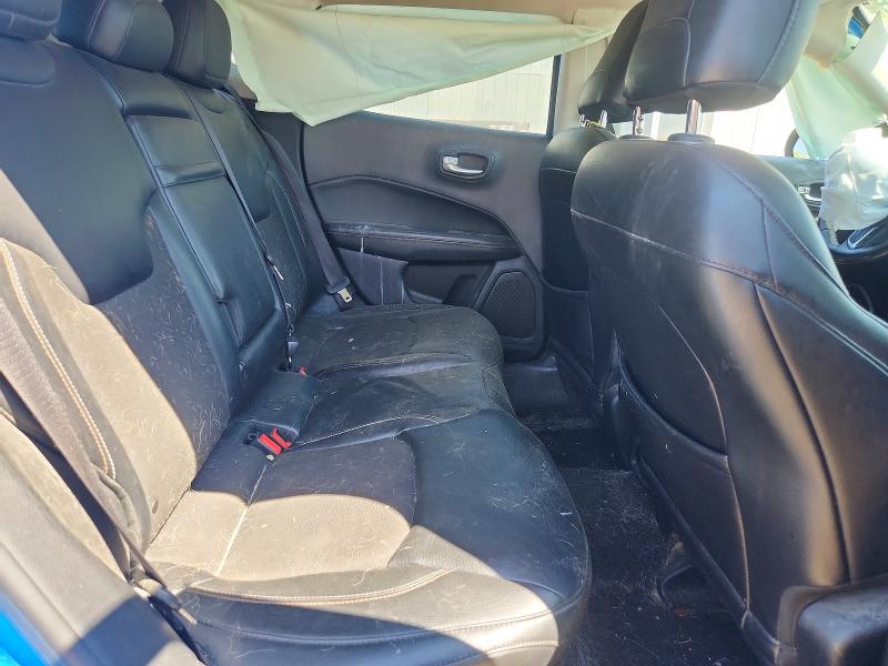 55364486 :رقم المزاد ، 3C4NJDBB5HT688746 vin ، 2017 Jeep Compass مزاد بيع