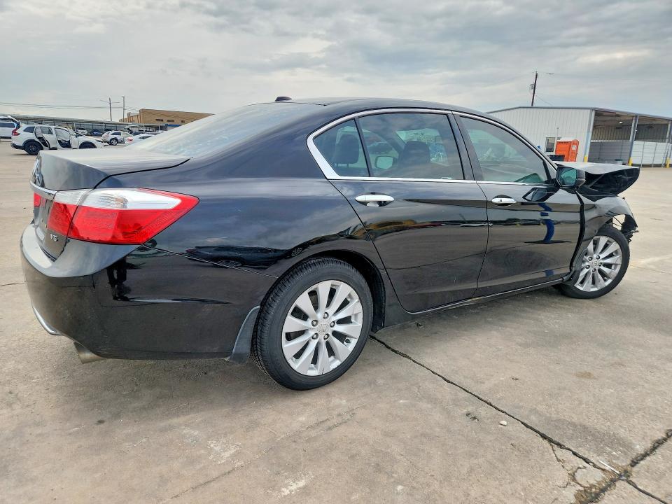 Продажа на аукционе авто 2015 Honda Accord, vin: 1HGCR3F89FA019507, номер лота: 54248736