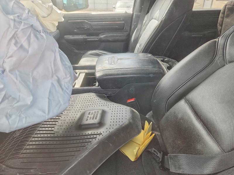 52460136 :رقم المزاد ، 1C6SRFHT9NN377914 vin ، 2022 Ram 1500 مزاد بيع