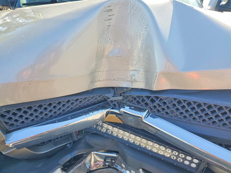52206716 :رقم المزاد ، 2GCEC19TX31129632 vin ، 2003 Chevrolet Silverado مزاد بيع
