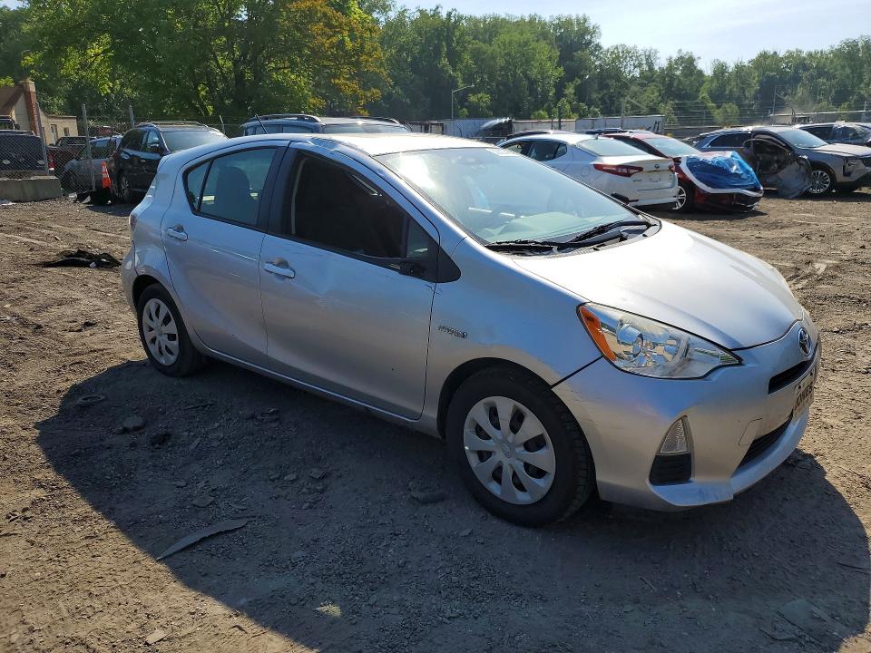 2014 Toyota Prius C მანქანა იყიდება აუქციონზე, vin: JTDKDTB33E1567035, აუქციონის ნომერი: 53559446
