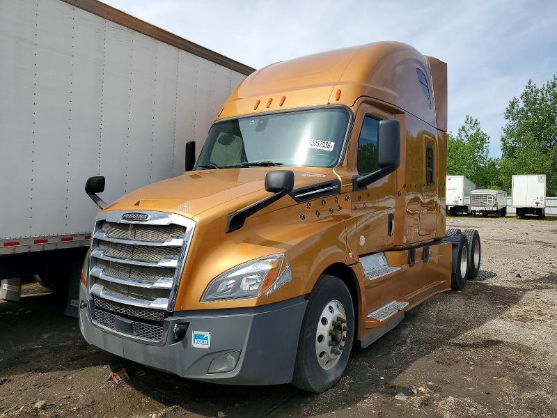 53957036 :رقم المزاد ، 3AKJHHDR1JSHU5490 vin ، 2018 Freightliner Cascadia 126 مزاد بيع