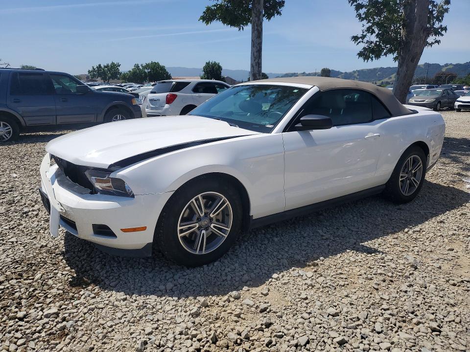 Auction sale of the 2012 Ford Mustang, vin: 1ZVBP8EM1C5236997, lot number: 52121496