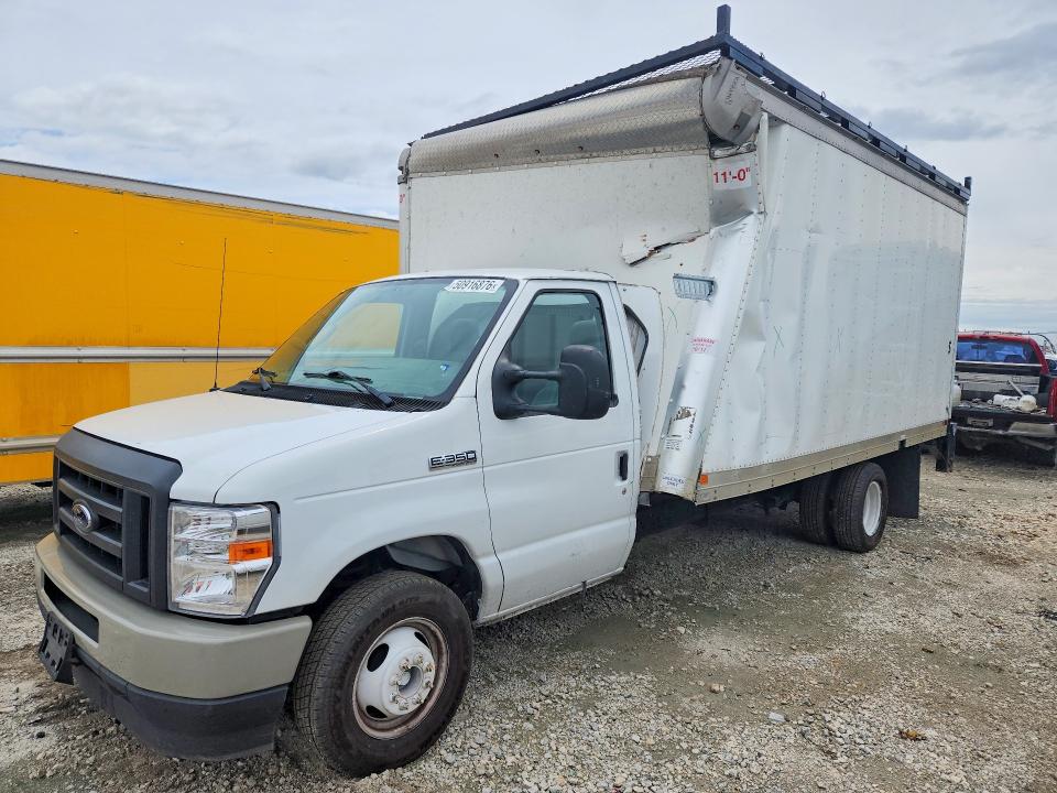 50916876 :رقم المزاد ، 1FDWE3FN0NDC00677 vin ، 2022 Ford Econoline مزاد بيع