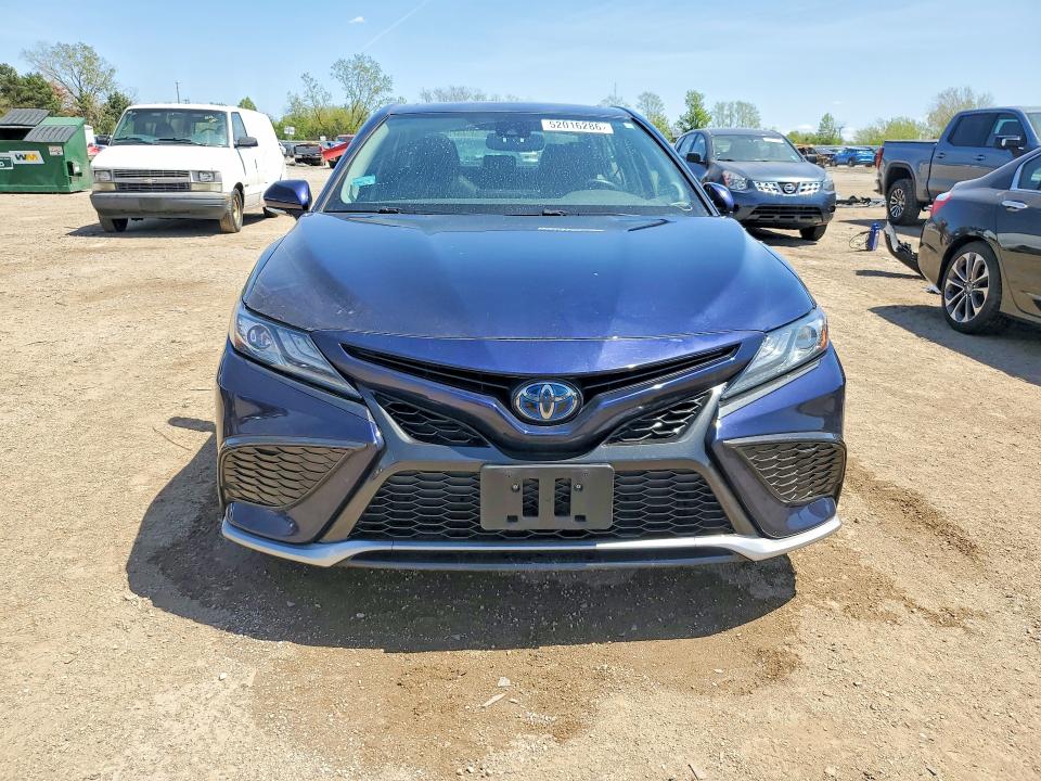 Продажа на аукционе авто 2022 Toyota Camry, vin: 4T1K31AK2NU033650, номер лота: 52016286