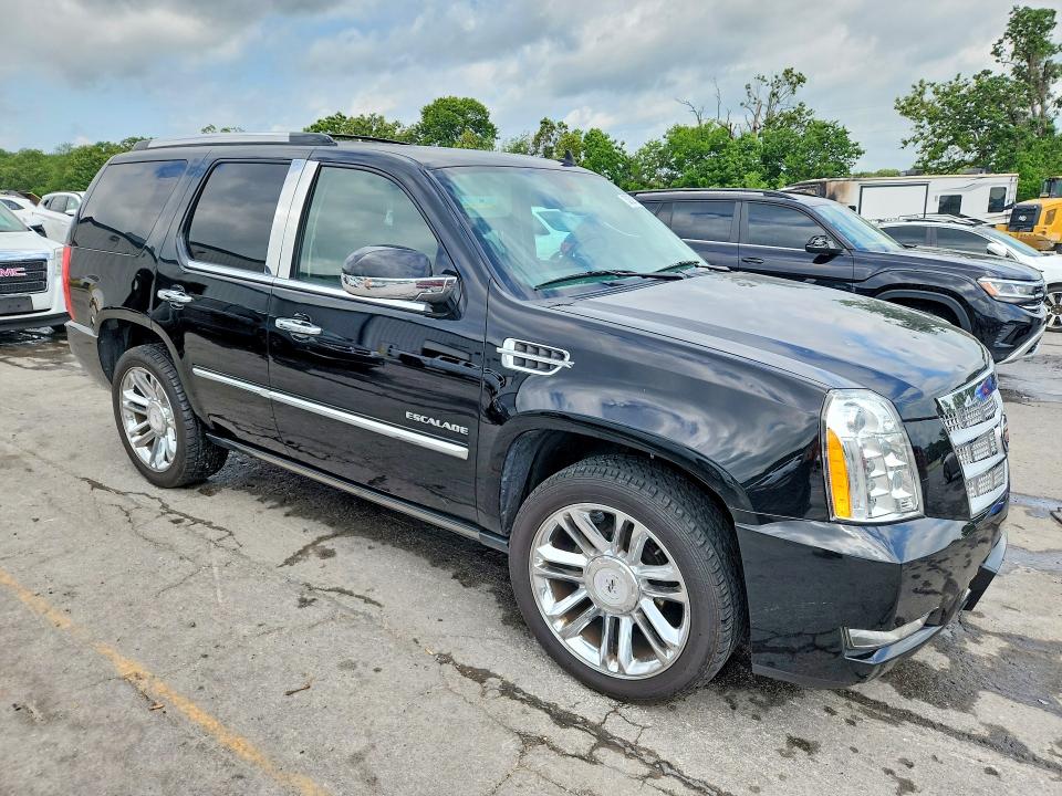 2013 Cadillac Escalade მანქანა იყიდება აუქციონზე, vin: 1GYS4DEF3DR311550, აუქციონის ნომერი: 53821326