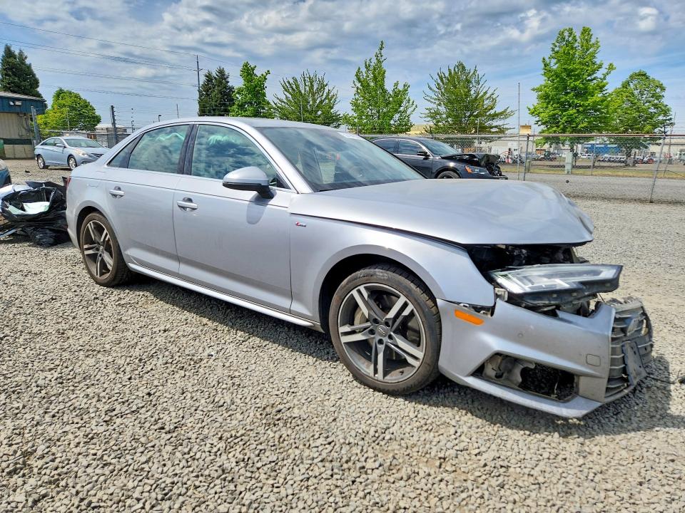 Продажа на аукционе авто 2018 Audi A4, vin: WAUFNAF4XJA121008, номер лота: 53194226