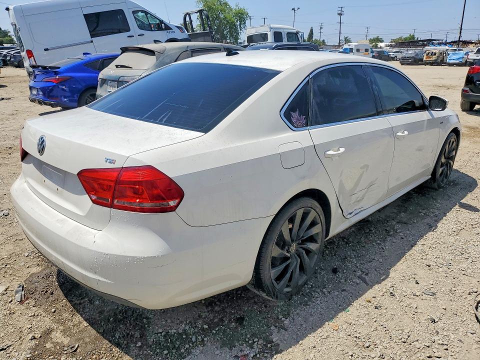 Auction sale of the 2015 Volkswagen Passat, vin: 1VWAT7A38FC108979, lot number: 52076926