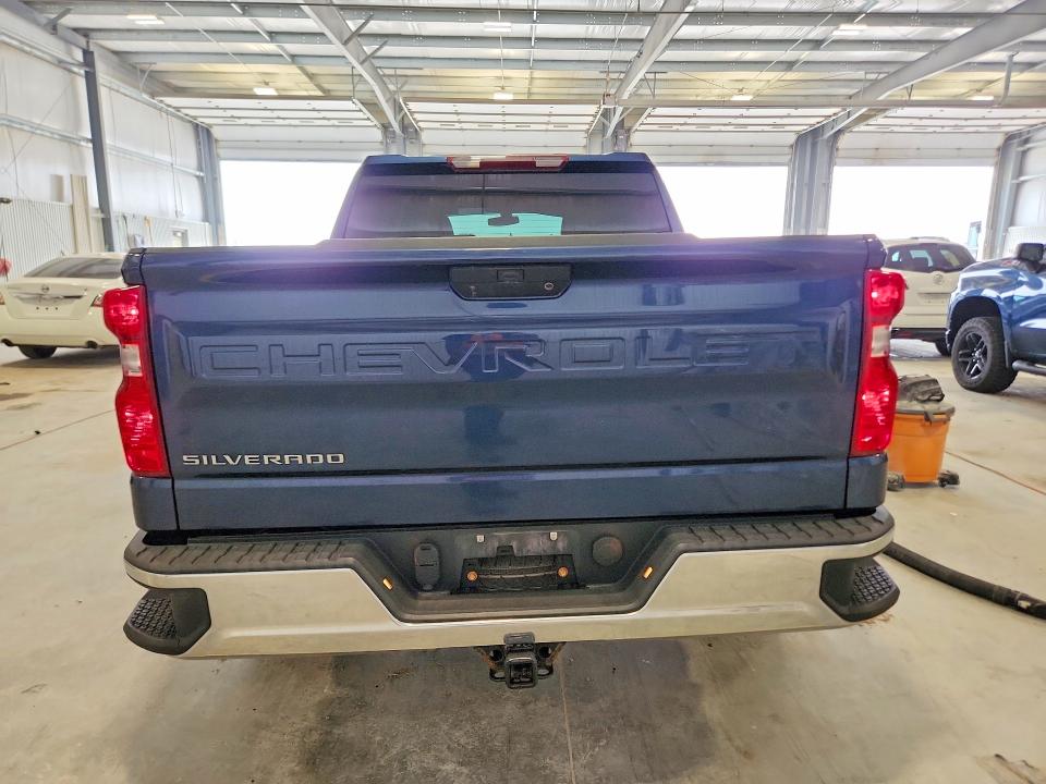 Продаж на аукціоні авто 2022 Chevrolet Silverado Ltd, vin: 1GCPYAEK9NZ155589, номер лоту: 53389436