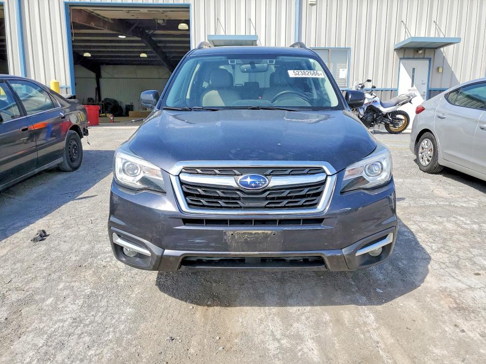 2017 Subaru Forester მანქანა იყიდება აუქციონზე, vin: JF2SJARC1HH434127, აუქციონის ნომერი: 52382686