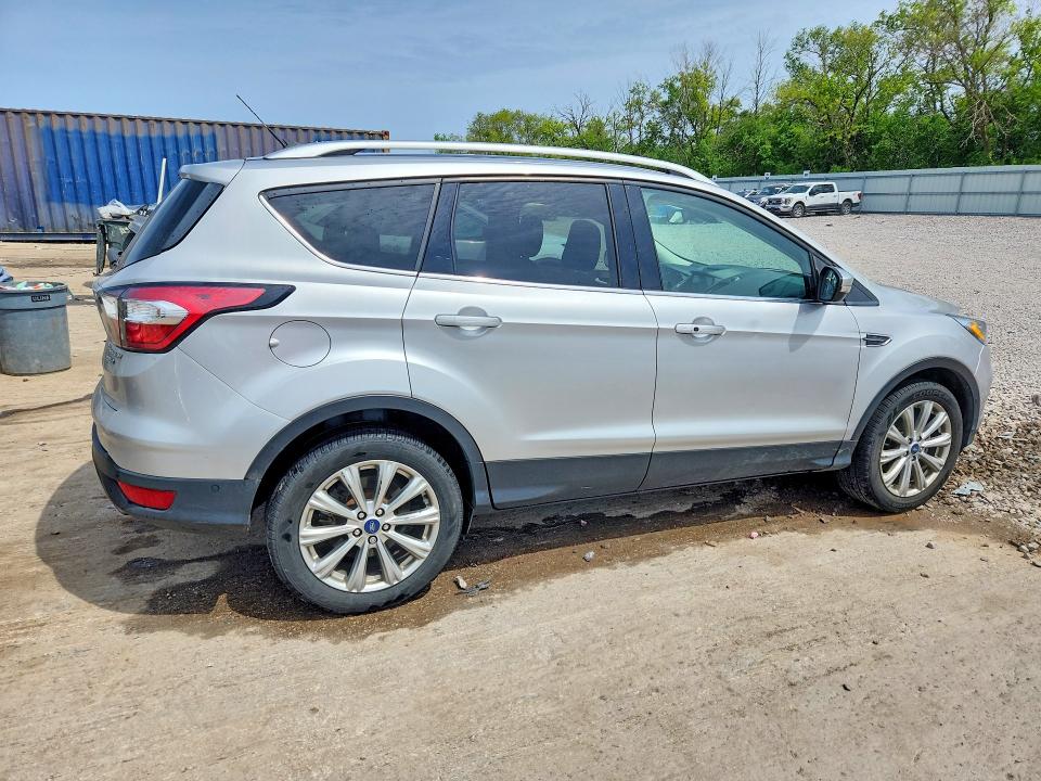 54514356 :رقم المزاد ، 1FMCU9J90JUD28057 vin ، 2018 Ford Escape مزاد بيع