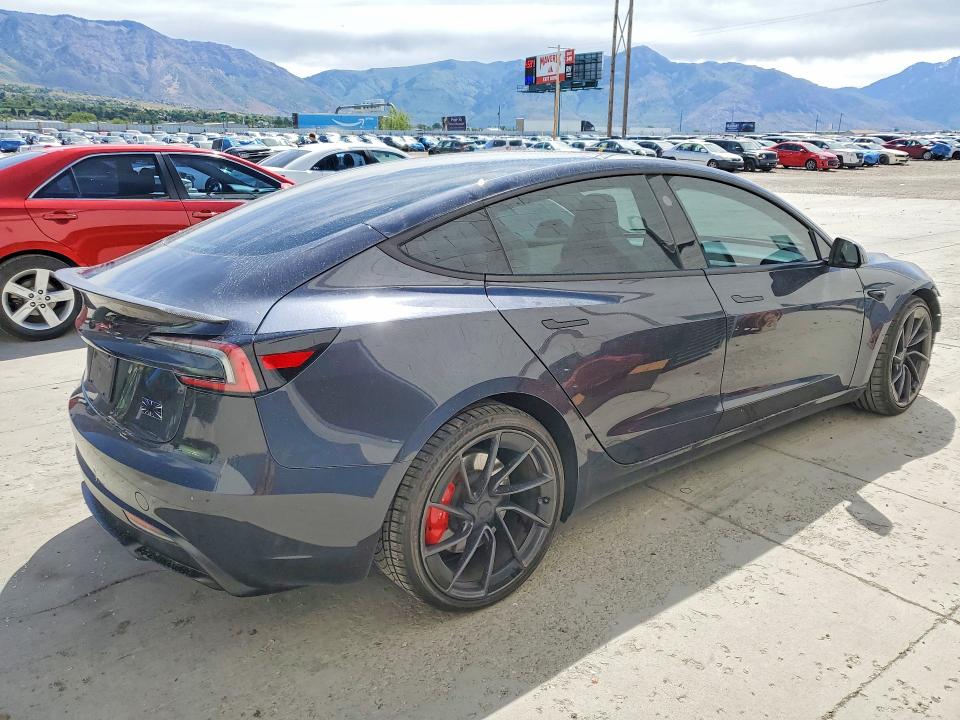 Продаж на аукціоні авто 2024 Tesla Model 3, vin: 5YJ3E1ET0RF853276, номер лоту: 53926866
