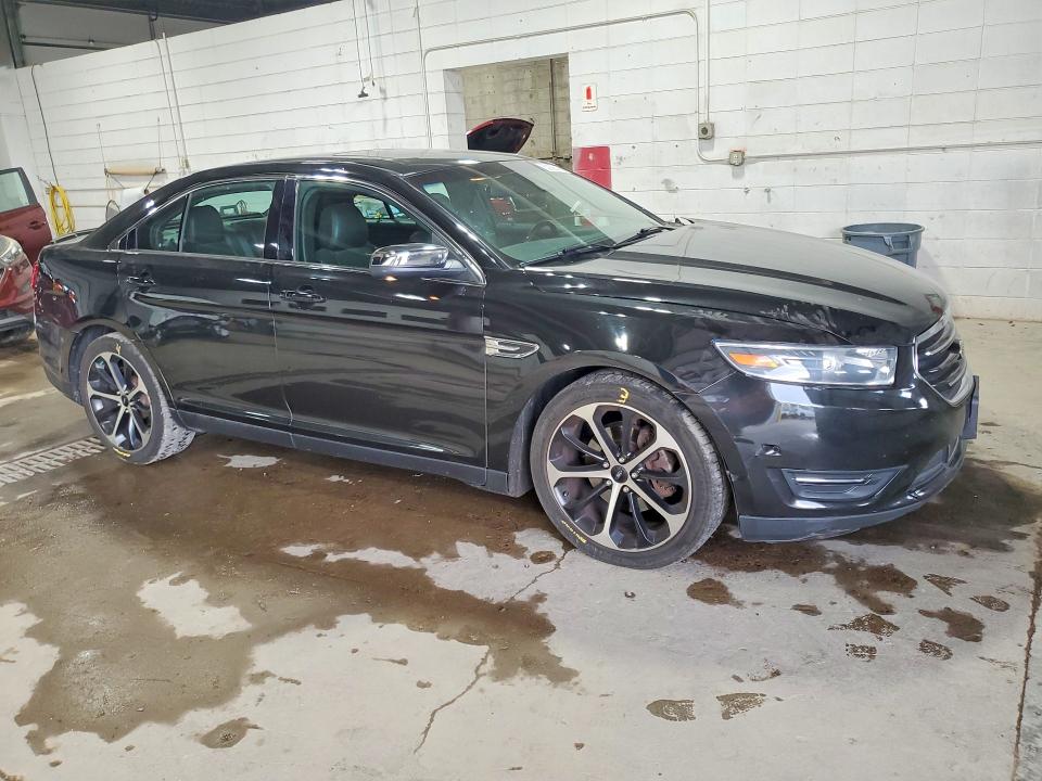2015 Ford Taurus მანქანა იყიდება აუქციონზე, vin: 1FAHP2J85FG110918, აუქციონის ნომერი: 53888516