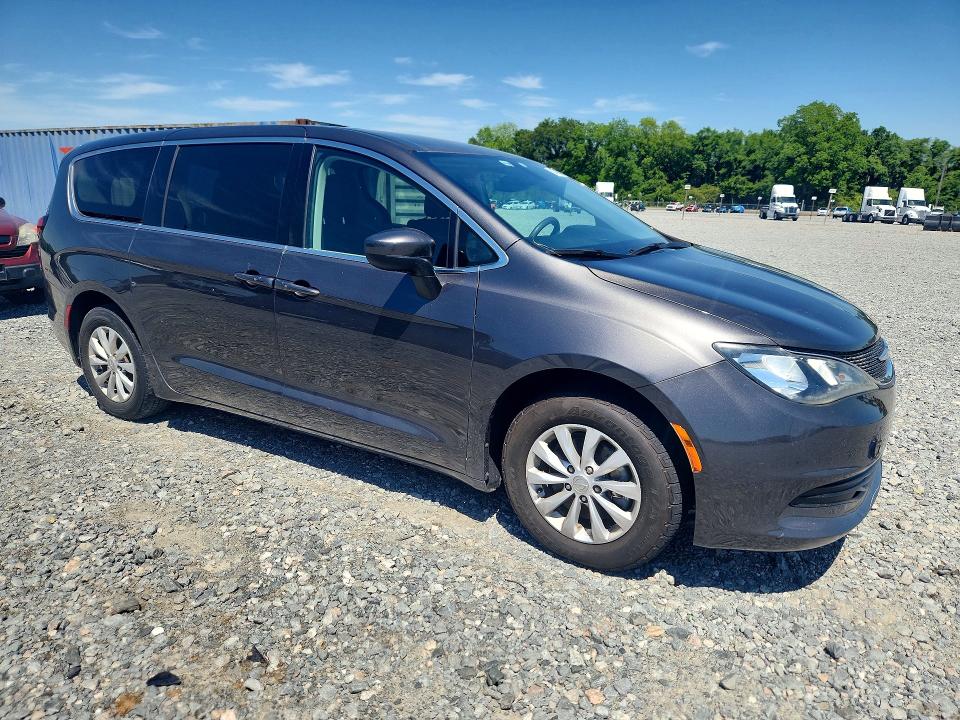 52473156 :رقم المزاد ، 2C4RC1DGXHR577244 vin ، 2017 Chrysler Pacifica مزاد بيع