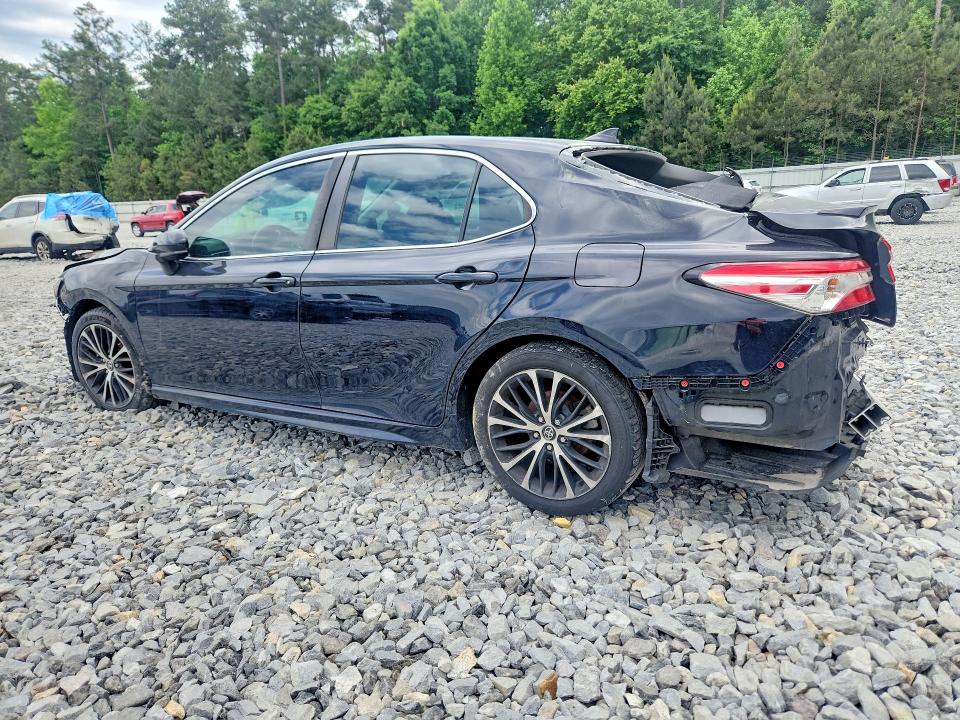 52551576 :رقم المزاد ، 4T1G11AK2LU902983 vin ، 2020 Toyota Camry مزاد بيع