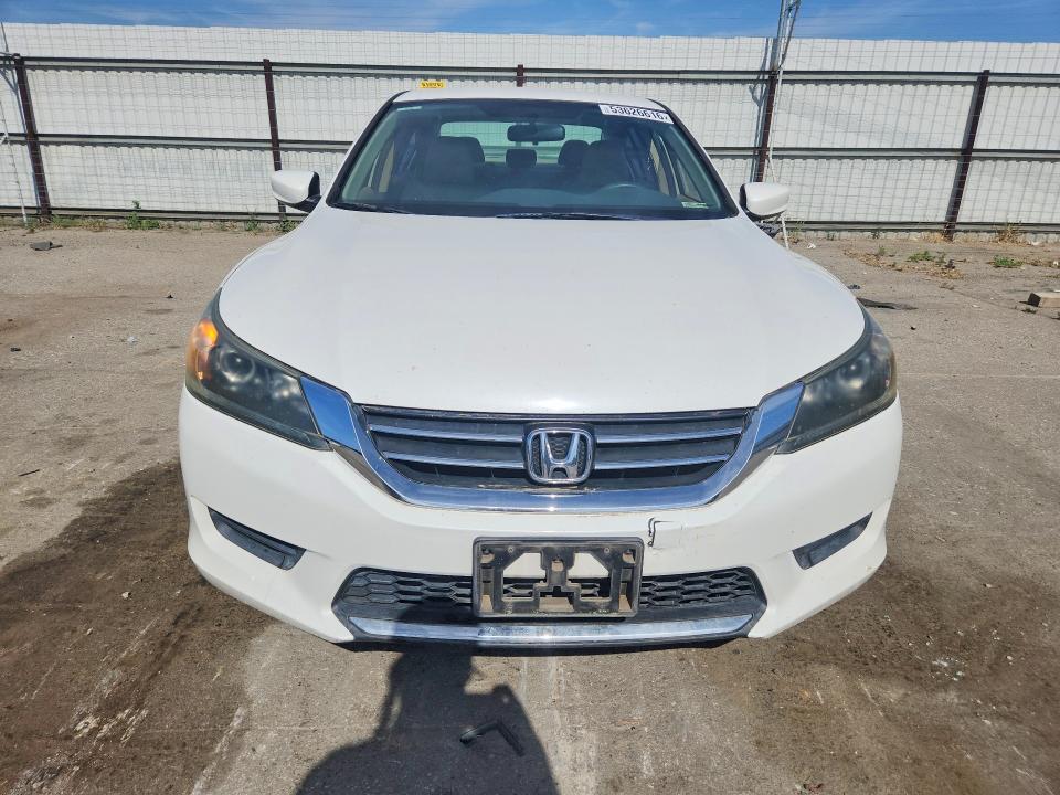 53626616 :رقم المزاد ، 1HGCR2F30FA166216 vin ، 2015 Honda Accord مزاد بيع