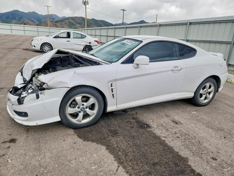 2006 Hyundai Tiburon მანქანა იყიდება აუქციონზე, vin: KMHHM65D06U213601, აუქციონის ნომერი: 55428066