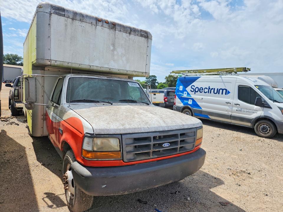 1997 Ford F350 მანქანა იყიდება აუქციონზე, vin: 1FDKF37G9VEC73925, აუქციონის ნომერი: 53909906