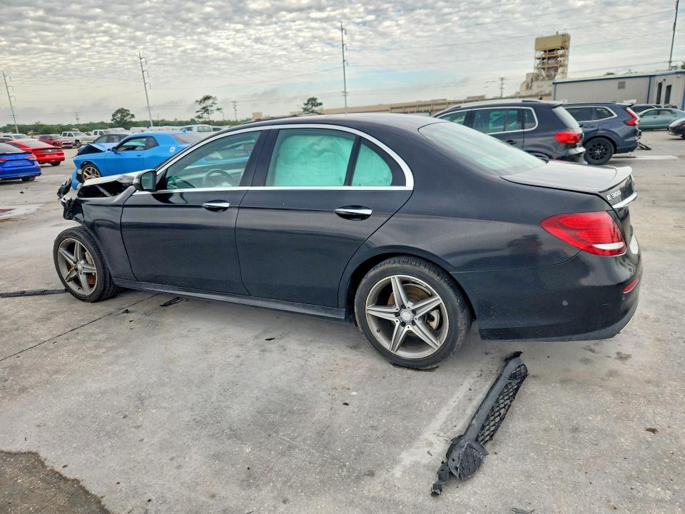 2017 Mercedes-benz E მანქანა იყიდება აუქციონზე, vin: WDDZF4JB6HA049700, აუქციონის ნომერი: 54022756