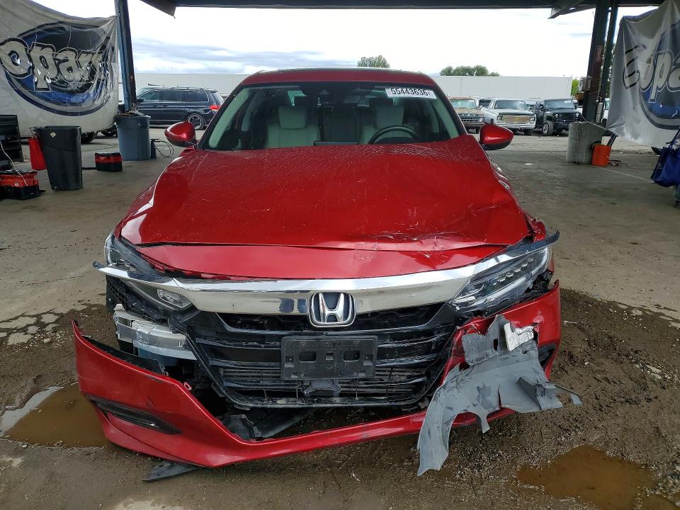 Продажа на аукционе авто 2018 Honda Accord, vin: 1HGCV1F58JA208969, номер лота: 55443636