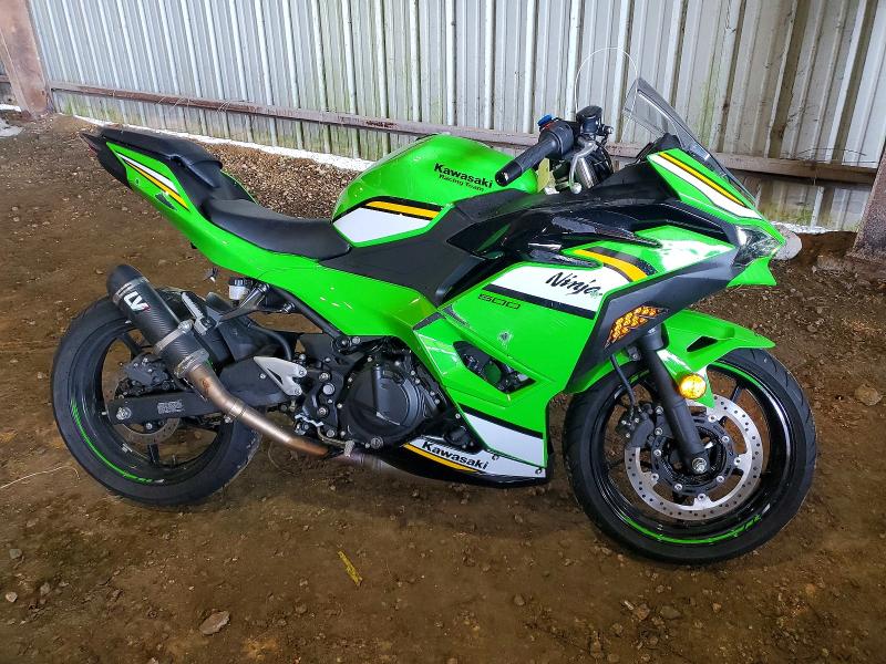 52215966 :رقم المزاد ، ML5EXGH10SDA43575 vin ، 2025 Kawasaki Ex500 مزاد بيع