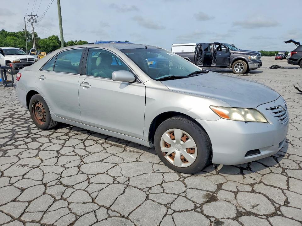 52433136 :رقم المزاد ، 4T1BE46K97U136023 vin ، 2007 Toyota Camry مزاد بيع